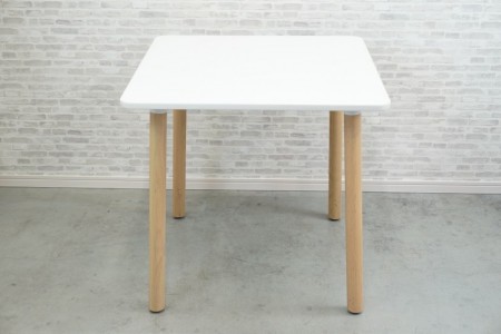 イトーキ ウーノ 角テーブル〔W750、木脚、ホワイト天板〕