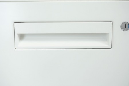 コクヨ エディアシリーズ ガラス引違戸+3段ラテラル上下セット〔H2160、ベース付、ホワイト〕