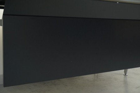 オカムラ プリシードシリーズ 2110テーブル〔スチール製ブラック幕板、ナチュラル色天板〕