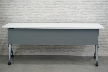 オカムラ フラプター 1845フォールディングテーブル〔幕板付、ホワイト天板〕