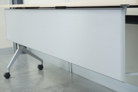 コクヨ リーフライン 1845フォールディングテーブル6台セット〔幕板・棚付、ナチュラル色天板〕