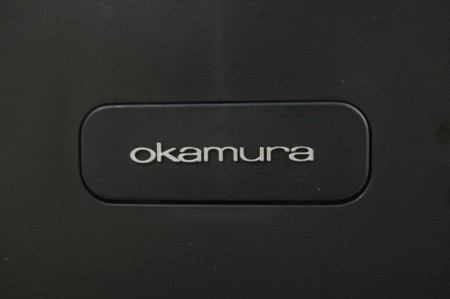 オカムラ カロッツァシリーズ OAチェア〔ローバック、ブラックシェル、固定肘付〕※大幅値下げしました