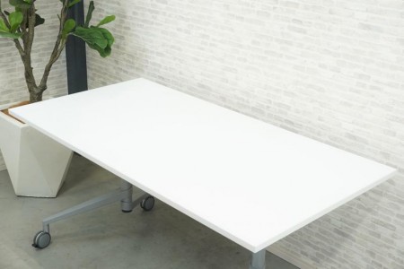 オカムラ フレミックス 1680フォールディングテーブル〔ホワイト天板〕