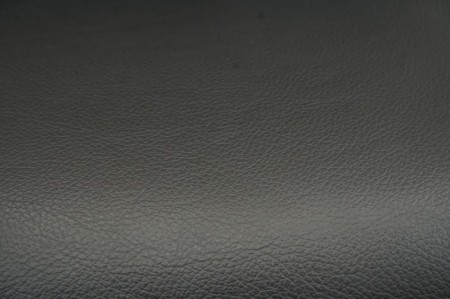 コクヨ プントシリーズ OAチェア〔ハイバック、革張りタイプ、ランバーサポート・固定肘付、ブラック〕