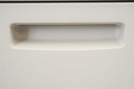 コクヨ インベントシリーズ 147片袖机〔ライトグレー色天板〕 *値下げしました!