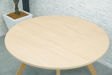 コクヨ デイズテーブル ウッドチルト 円テーブル〔1200Φ、木製脚〕