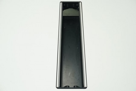 オカムラ ラティオII 1890テーブル〔ポリッシュ脚、天板同色配線ユニット付〕