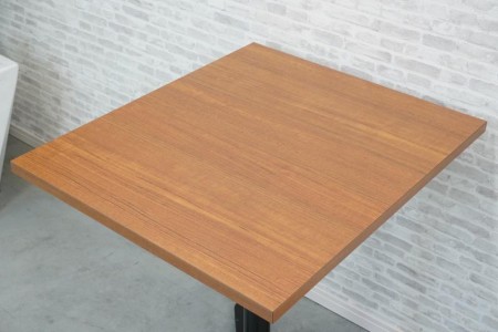 角テーブル〔H740、ブラック脚、ブラウン天板〕