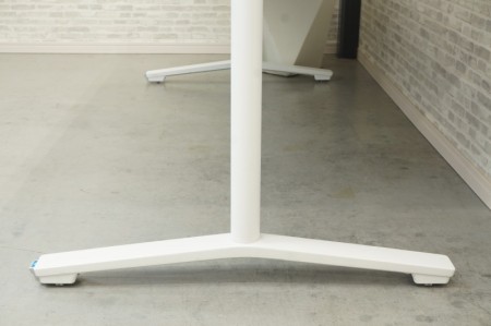 コクヨ デイズテーブル フリップトップシリーズ 1890テーブル〔天板固定式、ホワイト脚〕