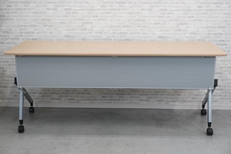 イトーキ HX 1860フォールディングテーブル〔幕板付、ナチュラル天板〕