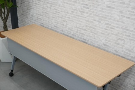 イトーキ HX 1860フォールディングテーブル〔幕板付、ナチュラル天板〕