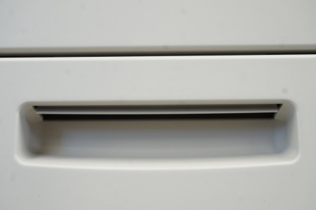 コクヨ BS+シリーズ 167片袖机〔V3段(A4-2段)、ライトグレー〕