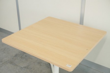 オカムラ アクティアフェローシリーズ 角テーブル〔W800、昇降天板タイプ、ナチュラル天板〕