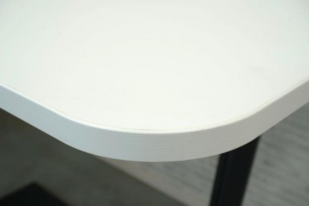 コクヨ リージョン 1690ハイテーブル〔H1000、ブラック脚〕