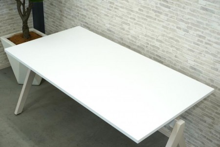 コクヨ デイズテーブル ウッドチルト 1580テーブル〔天板フラップ式〕