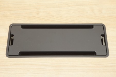 コクヨ ビエナシリーズ 2110テーブル〔ブラック脚、配線ユニット付、ブラウン天板〕