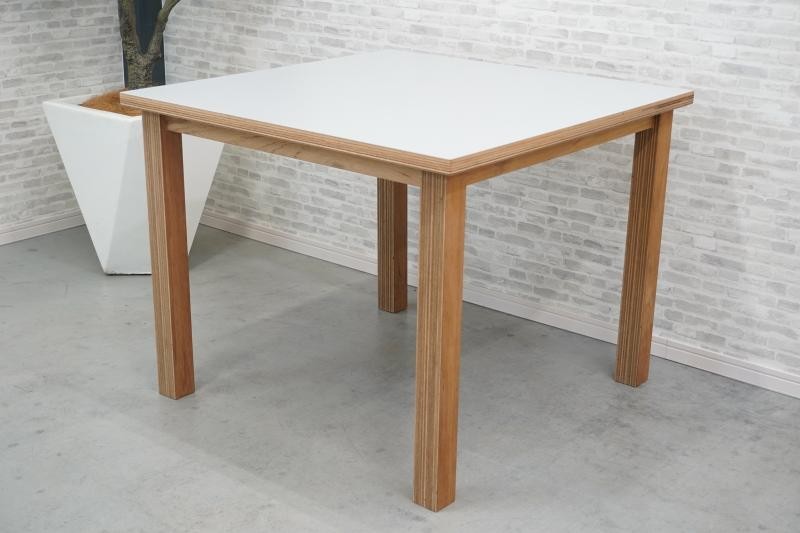 角テーブル〔木製、ホワイト天板〕