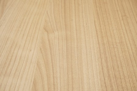 コクヨ ビエナシリーズ 1890テーブル〔ブラック・キャスター脚、配線ユニット付、ブラウン天板〕