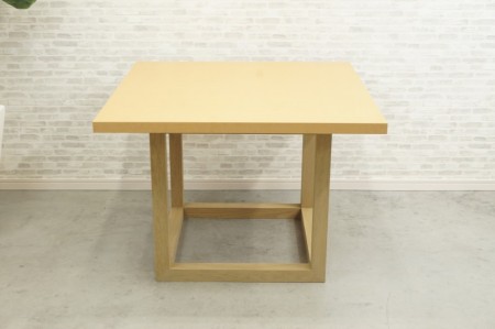 角テーブル+スツール5点セット〔テーブル:H630・900角/スツール:H435、座レッド〕