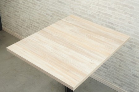 オカムラ ライブスシリーズ 角テーブル〔W750、天板フラップ式、ブラック脚、ビンテージエルム天板〕