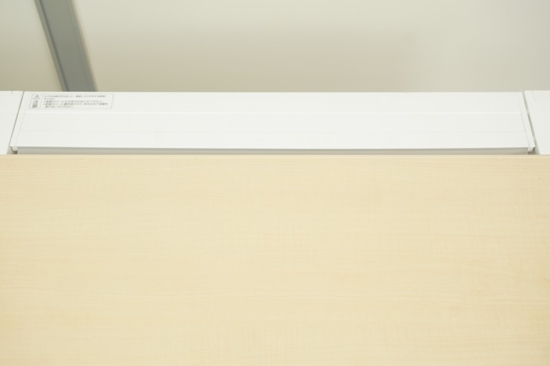 コクヨ iSシリーズ 127平机+2段ワゴンセット〔ナチュラル色天板〕