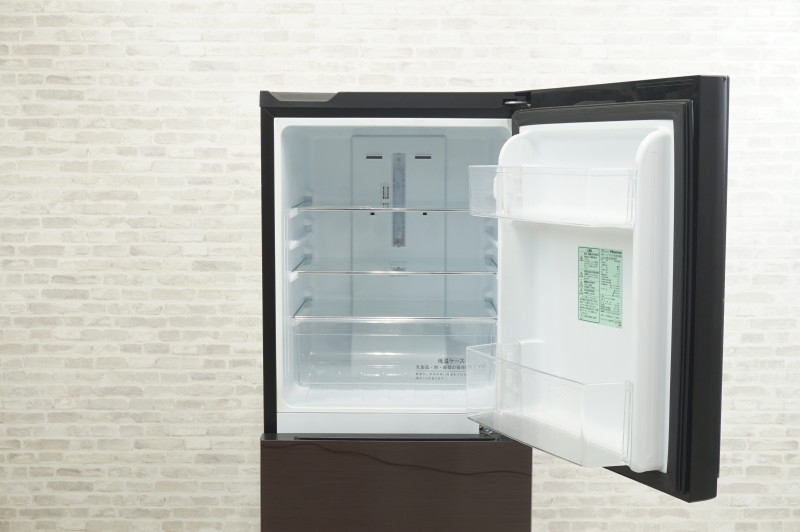 ハイセンス Hisenseシリーズ 冷凍冷蔵庫〔2ドア、134L、右開き、ダーク 
