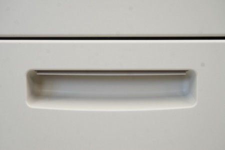 コクヨ BS+シリーズ 168両袖机〔左:A4-2段・右:C3段(ファイル1段)、ライトグレー天板〕